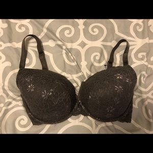 Gray lace Torrid 40DDD bra